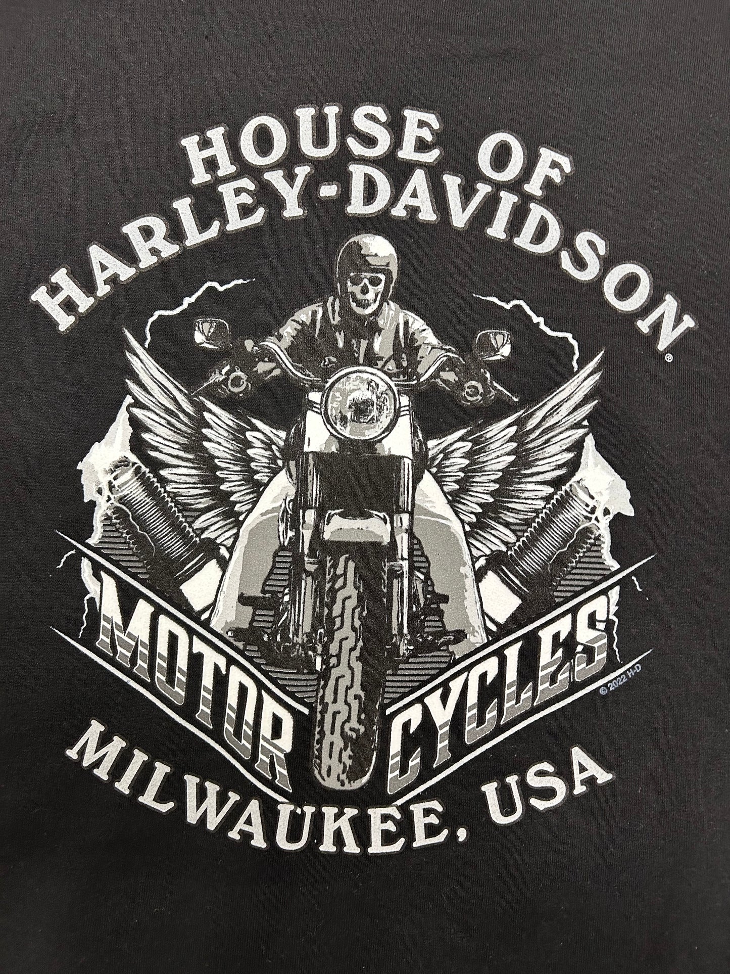 
                  
                    Harley-Davidson® Men's Long Wing Zip Up Hoodie | Black
                  
                