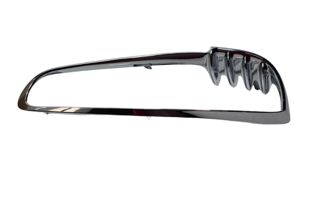 Harley-Davidson® Left Radiator Trim Inlet Bezel For V-Rod