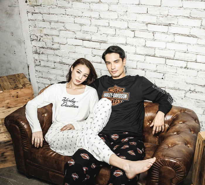 
                  
                    Women's Harley-Davidson Long Sleeve Pajama Set - Cloud Dancer
                  
                