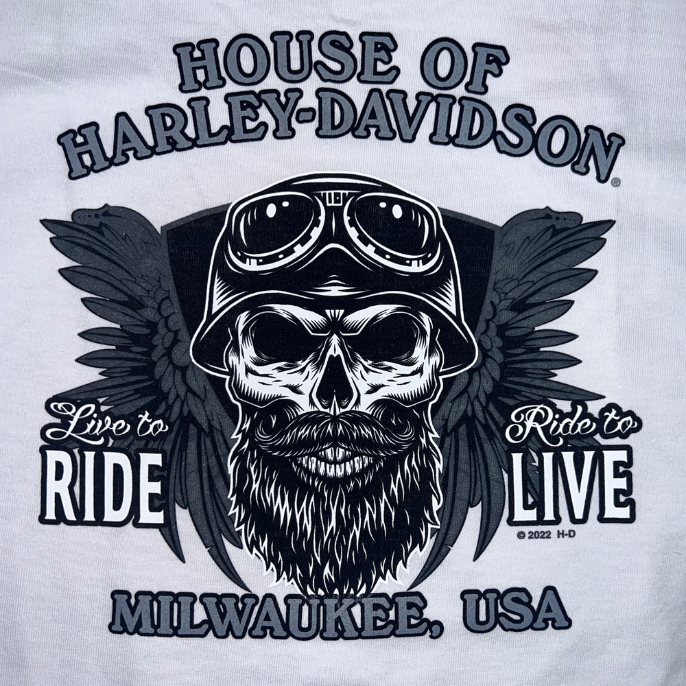 
                  
                    Harley-Davidson® Men's Seasonal T-Shirt | Black | Long Sleeves
                  
                