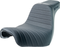 Slyfox 4701A | High Noon Seat - Vinyl - Tuck-N-Roll - FLSB/FXLRS '18-'26